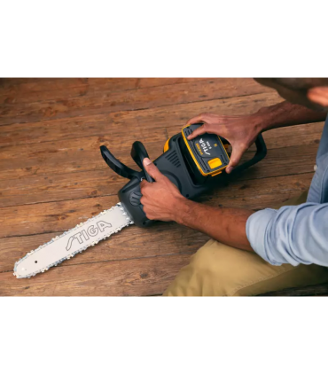 STIGA AKU PILARKA CS 700e + E 440 4Ah + EC 415 S