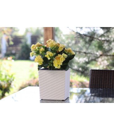 DONICZKA JUKA 400x400 rattan recycled - czarny